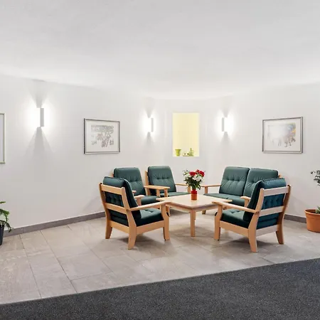 Parkareal - Utoring-8 By Interhome * Davos